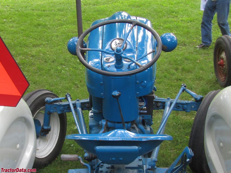 ford 3000 tractor specs